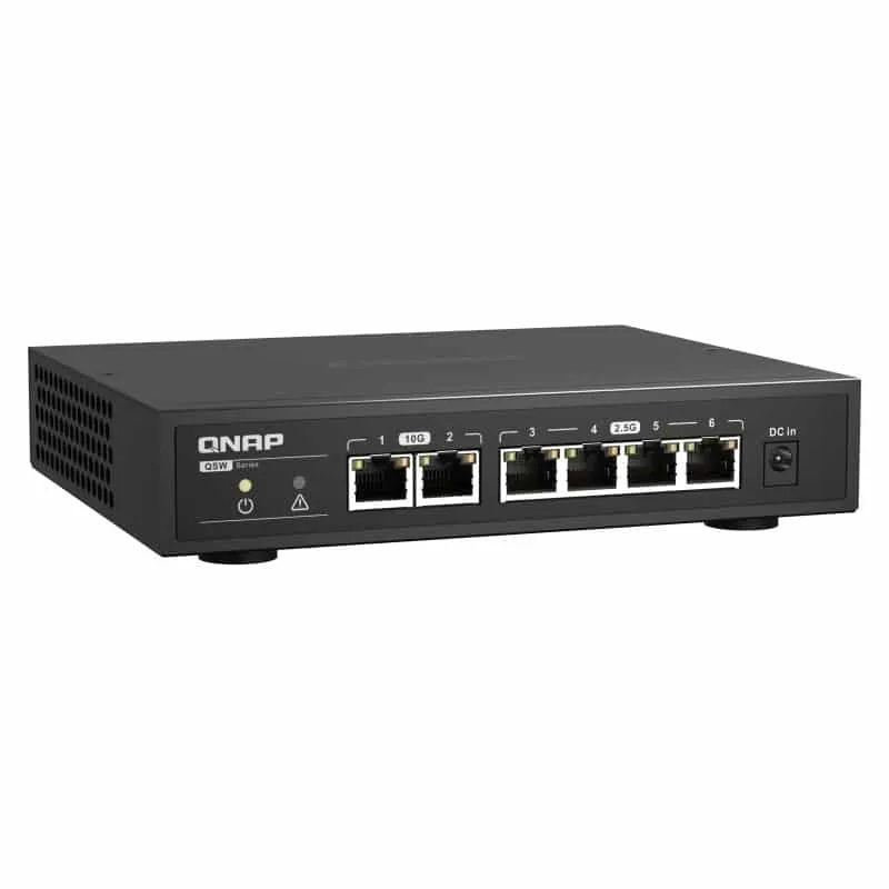 QNAP QSW 2104 2T left top
