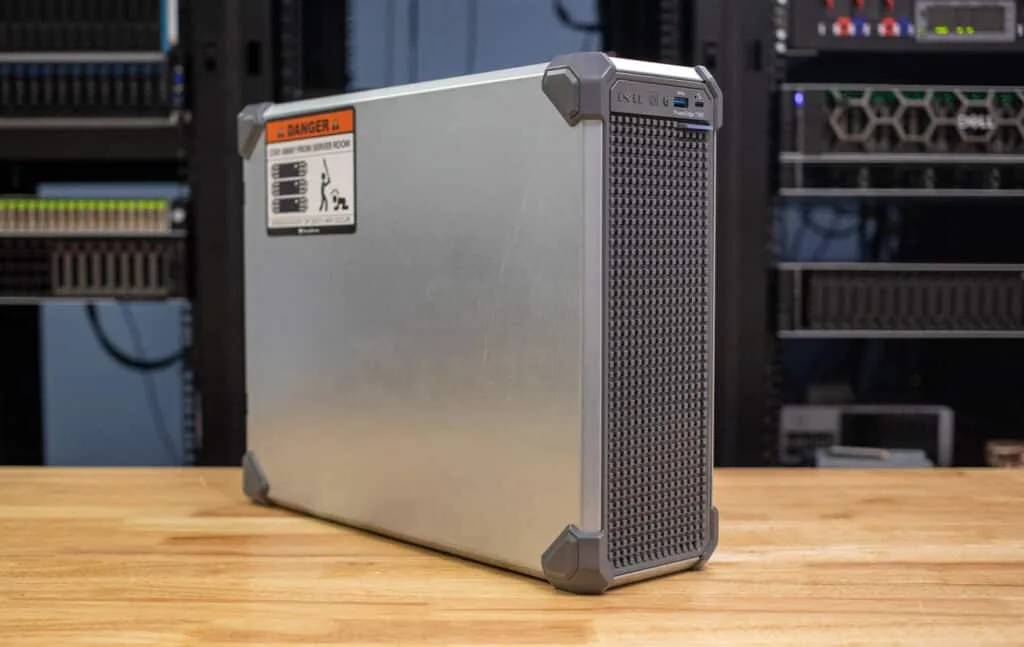 StorageReview Dell PowerEdge T x