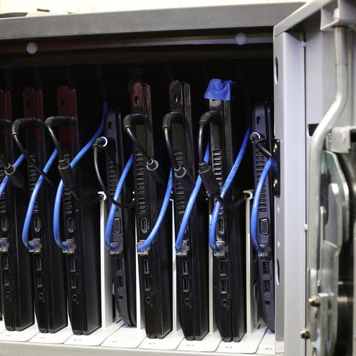Zip40 Charging and Management Cart, UK - Image 6